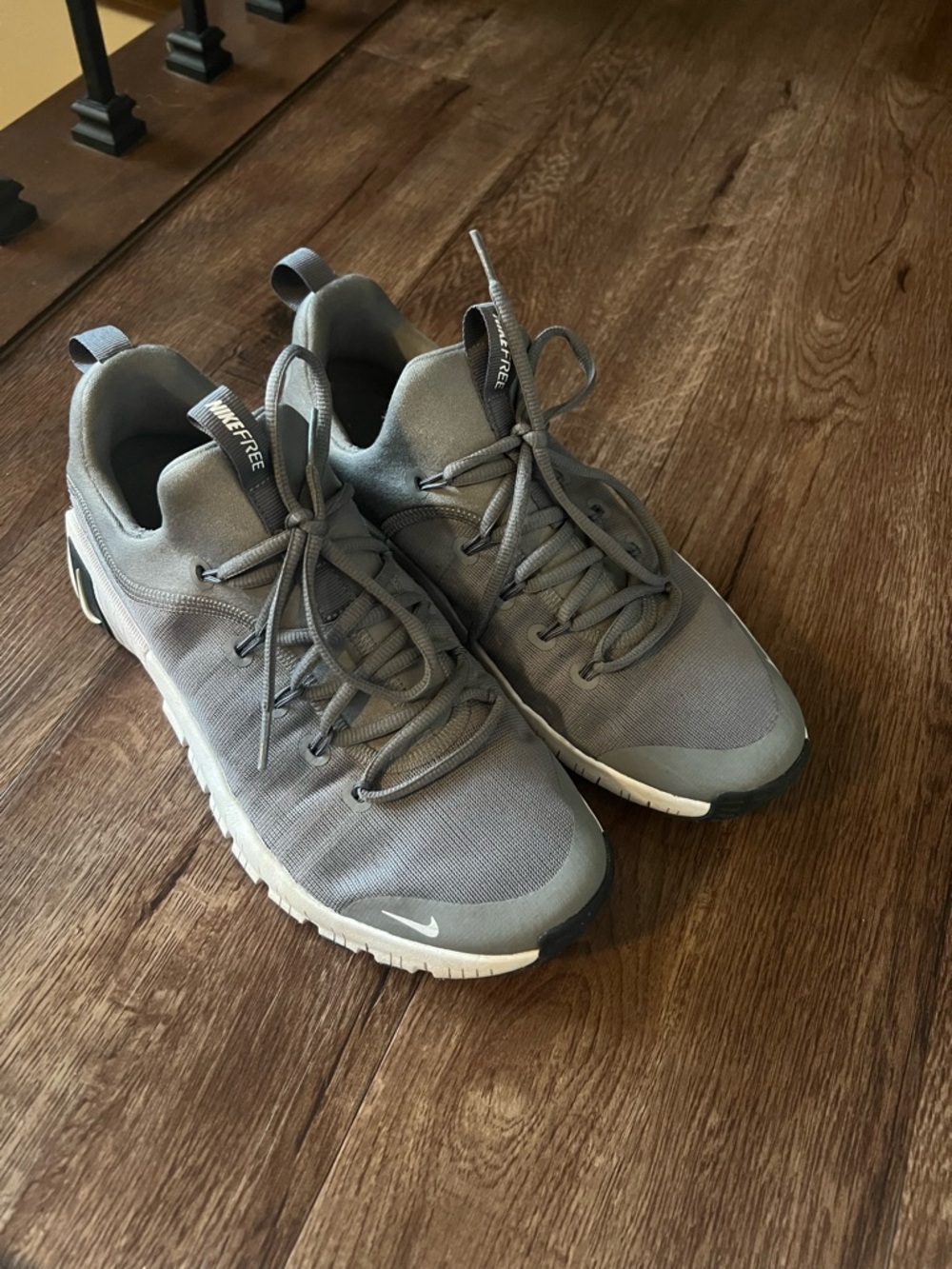 Mens Nike Metcon Gray Sneakers Size 10